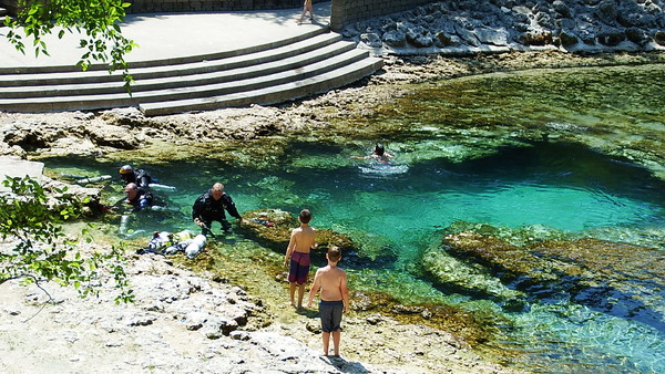 Dayo Scuba Center LLC, Orlando Florida www.dayo.com