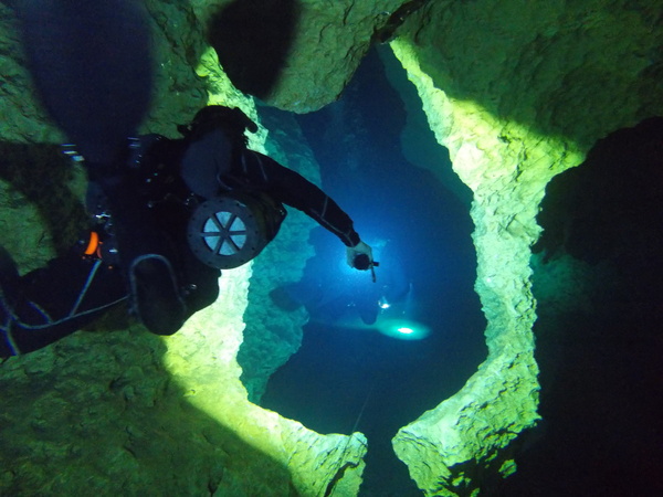 Dayo Scuba Center LLC, Orlando Florida www.dayo.com