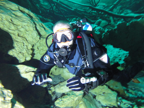 Dayo Scuba Center LLC, Orlando Florida www.dayo.com