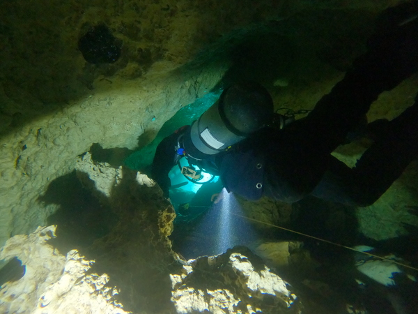 Dayo Scuba Center LLC, Orlando Florida www.dayo.com