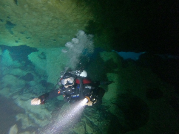 Dayo Scuba Center LLC, Orlando Florida www.dayo.com