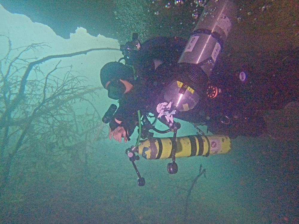 Dayo Scuba Center LLC, Orlando Florida www.dayo.com