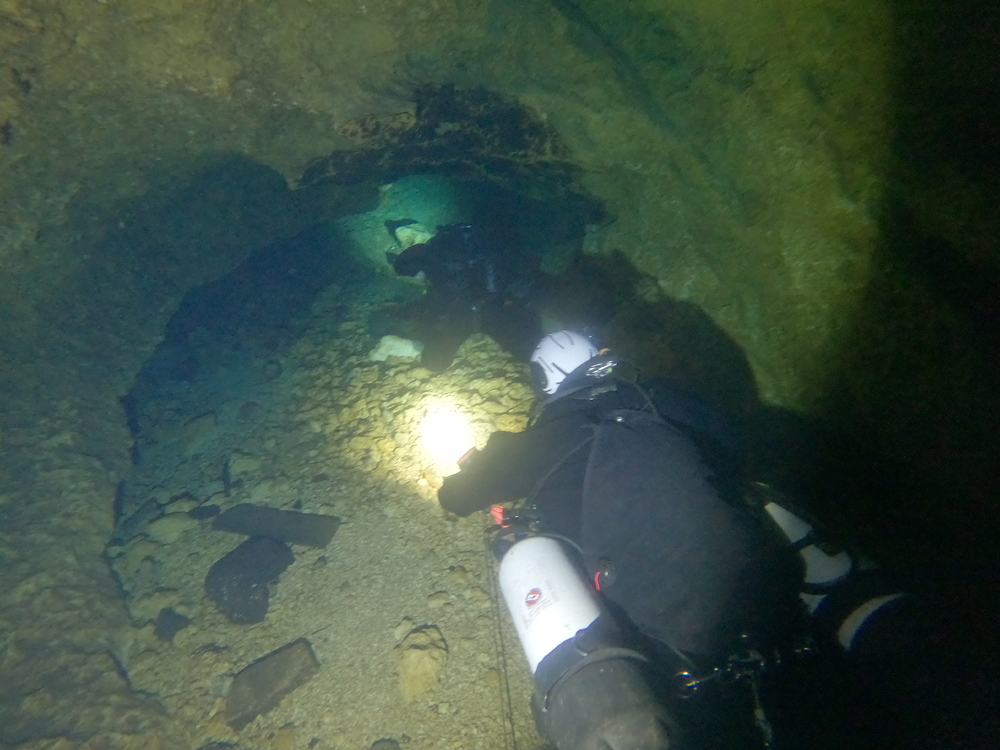 Dayo Scuba Center LLC, Orlando Florida www.dayo.com