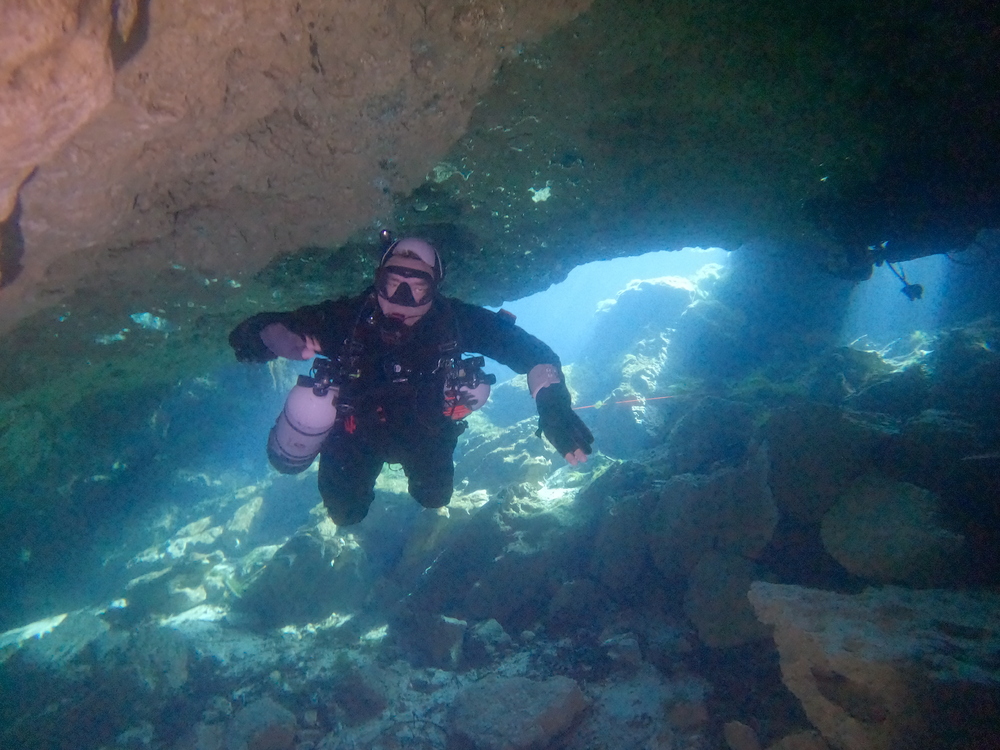 Dayo Scuba Center LLC, Orlando Florida www.dayo.com