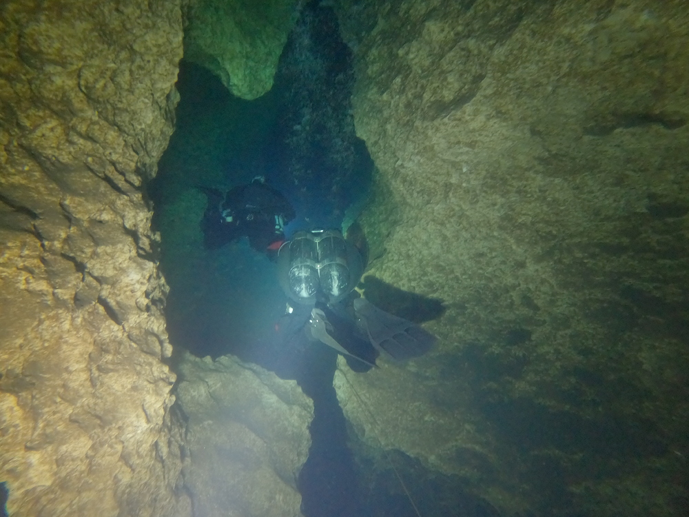 Dayo Scuba Center LLC, Orlando Florida www.dayo.com